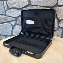 Load image into Gallery viewer, KONSTELLA Briefcase (Black)