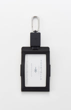 Load image into Gallery viewer, KONSTELLA ID · PASS Case-Vertical- (Black)
