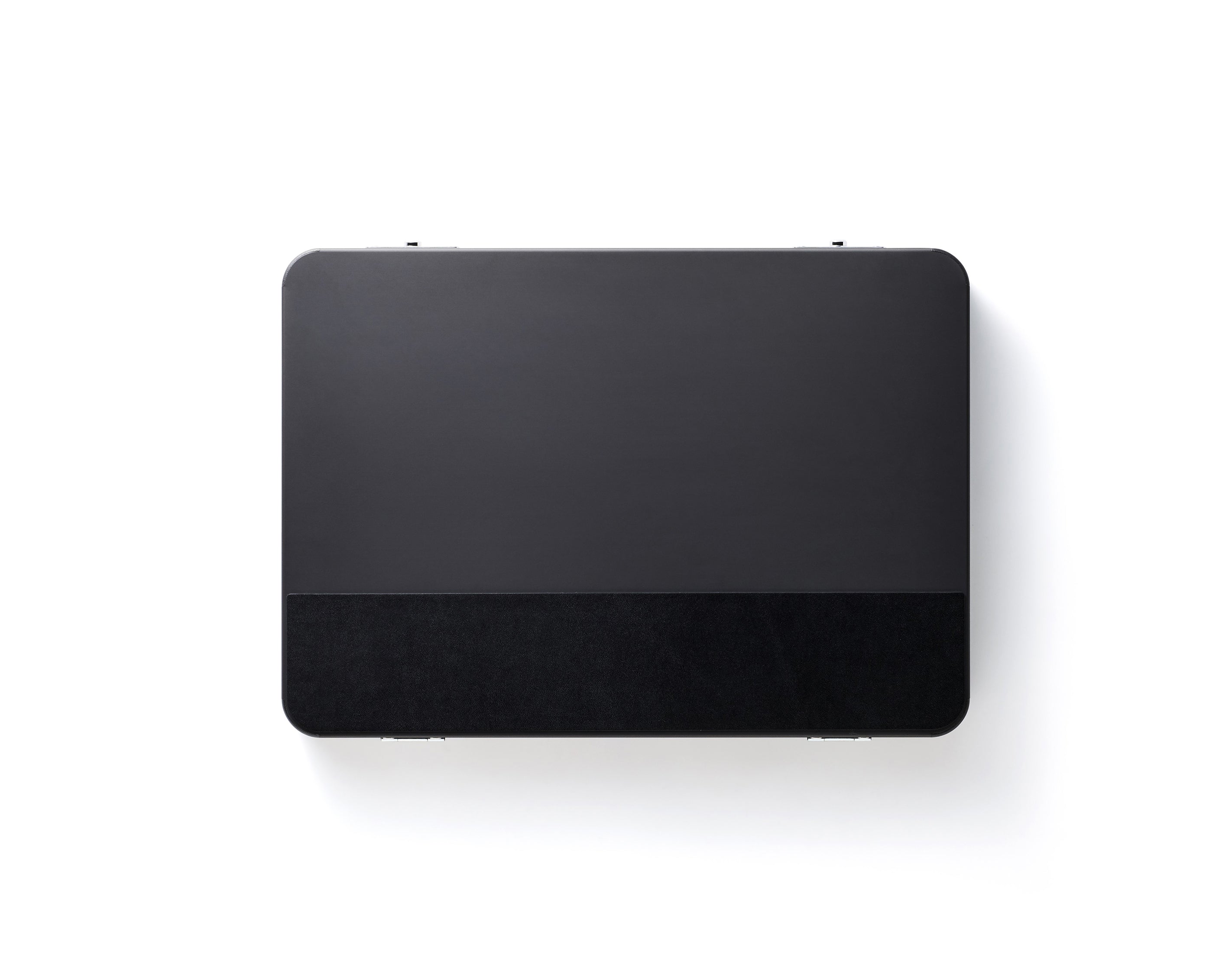KONSTELLA Clutch (Black) | 東洋スチール株式会社 | TOYO STEEL Co., Ltd.